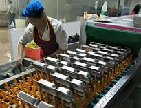 成都學校食堂榴莲视频下载設備廠推薦大型餐具清洗烘幹流水線